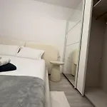 Modern 2br Near Ring & Main Road Access Apartment Tirana