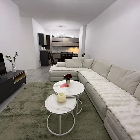 Διαμέρισμα Modern 2br Near Ring & Main Road Access Τίρανα