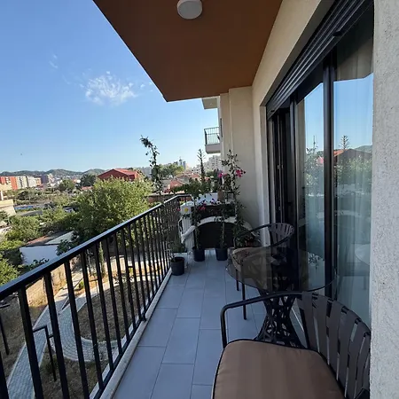 Appartement Modern 2br Near Ring & Main Road Access *