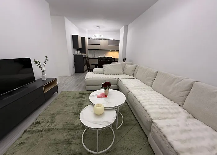 Appartamento Modern 2br Near Ring & Main Road Access Tirana