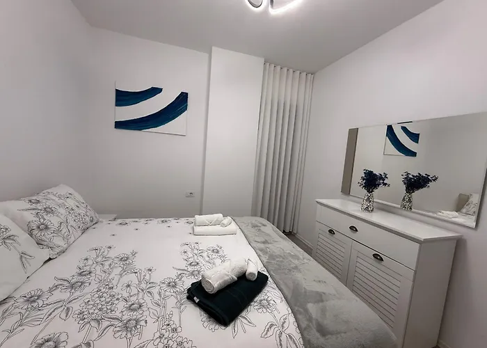 Appartamento Modern 2br Near Ring & Main Road Access Tirana