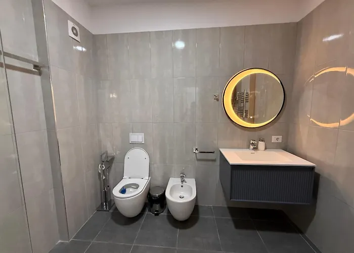 Modern 2br Near Ring & Main Road Access * Tirana